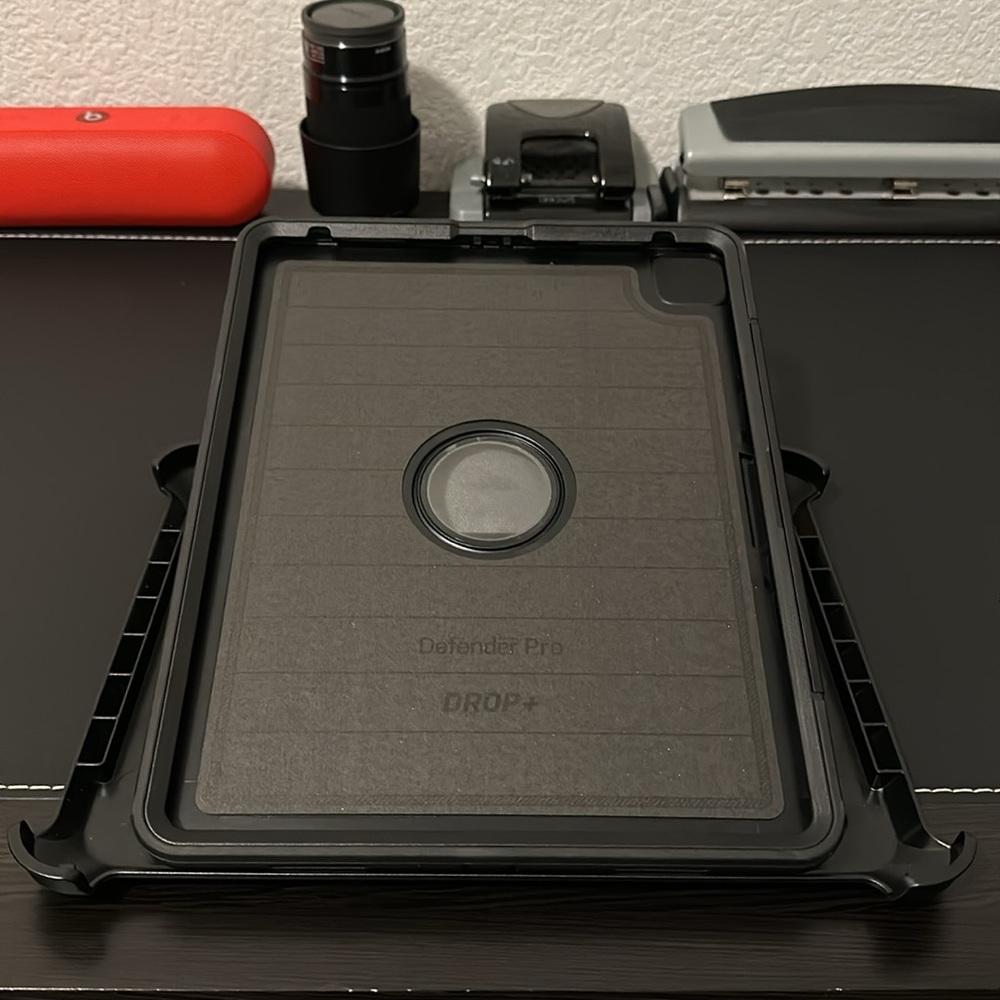 OtterBox Black Tablet Case - Picture 3 of 3